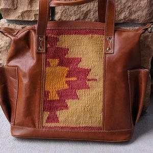 Daja Designs Bella Convertible Carryall